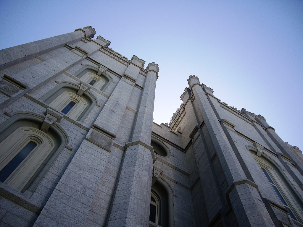 UT2009-SLC-8224