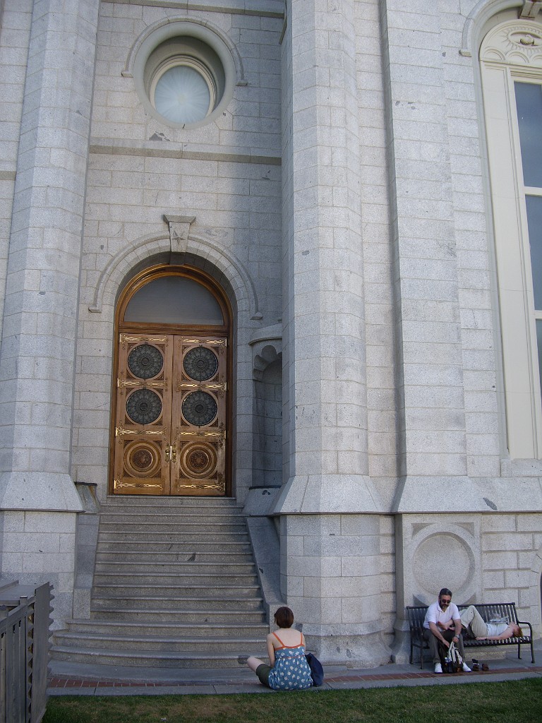 UT2009-SLC-8226