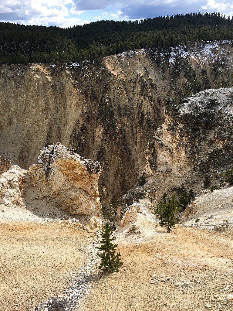 yellowstone2017-3-iphone-IMG_3167